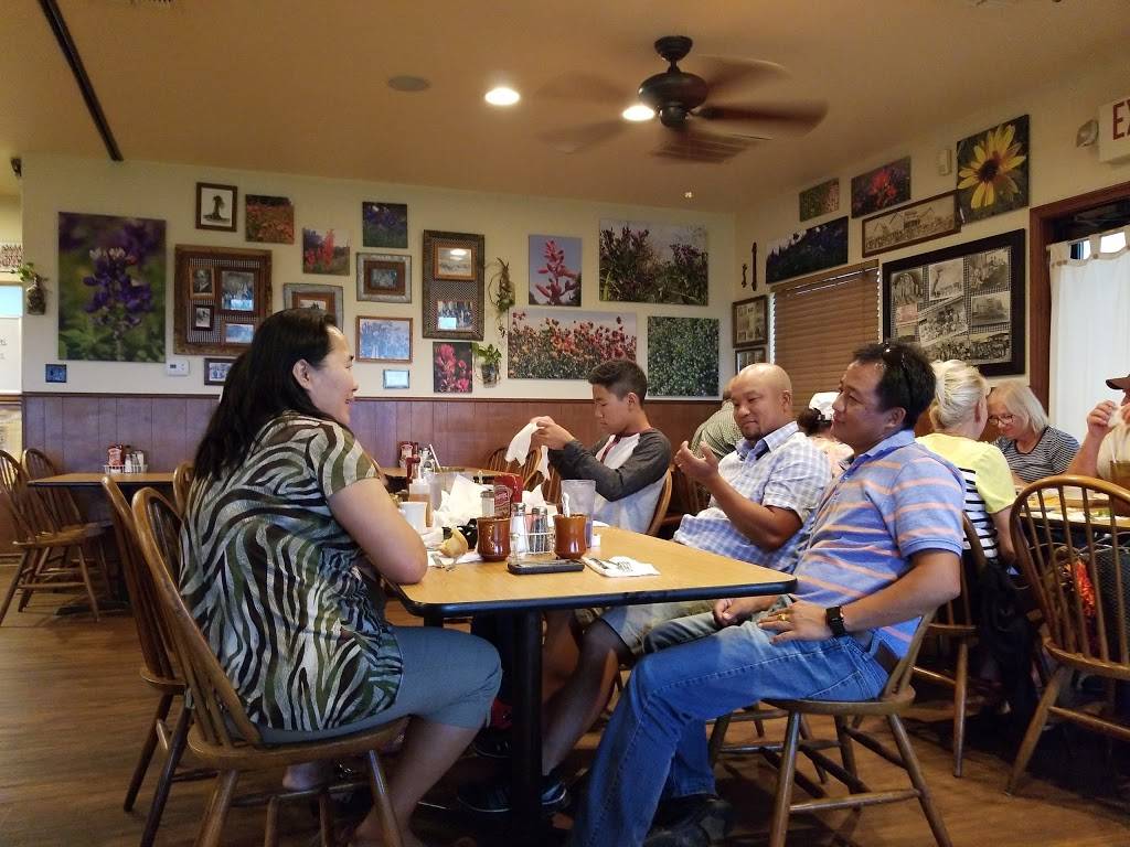 New York Hill Restaurant | restaurant | 292 Co Rd 107, Mingus, TX 76463, USA | 2546725848 OR +1 254-672-5848