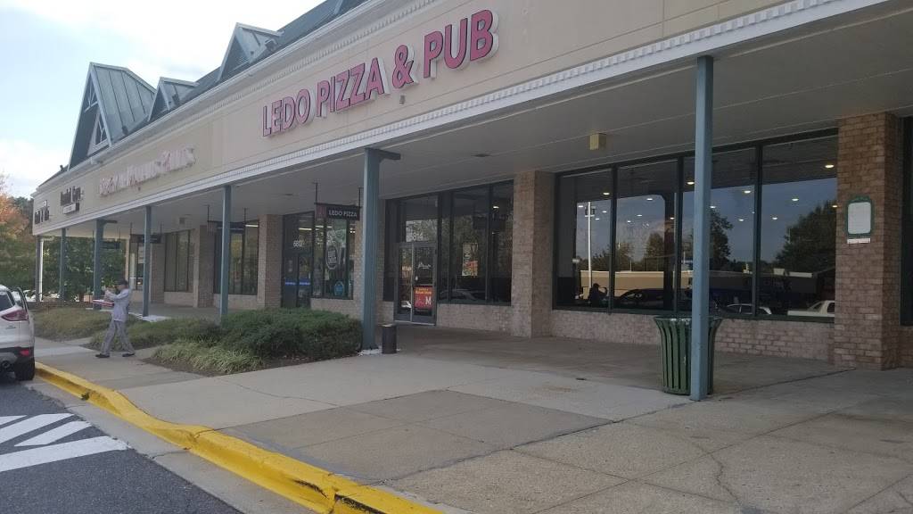 Ledo Pizza | meal takeaway | 6814 Laurel Bowie Rd, Bowie, MD 20715, USA | 2408423343 OR +1 240-842-3343