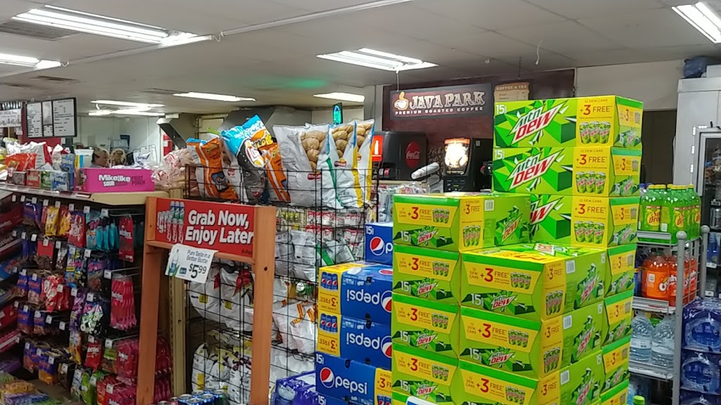 Quik Stop BBQ Market & Deli | restaurant | 267 John McGhee Blvd, Caryville, TN 37714, USA | 4234378887 OR +1 423-437-8887