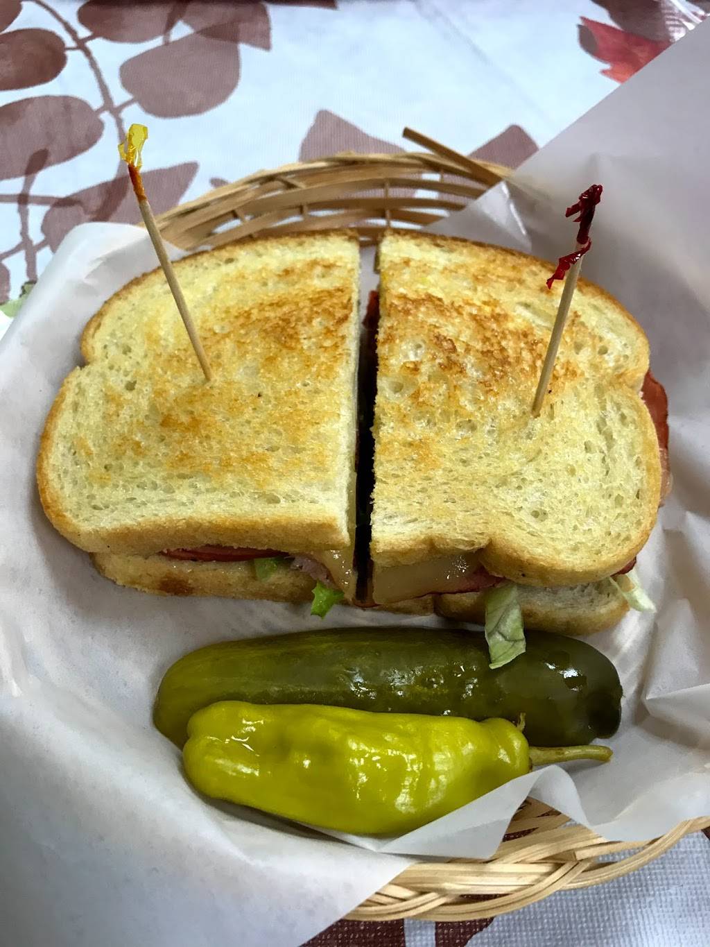 Winchester Coffee House | restaurant | 1101 S Winchester Blvd # P300, San Jose, CA 95128, USA | 4082432447 OR +1 408-243-2447