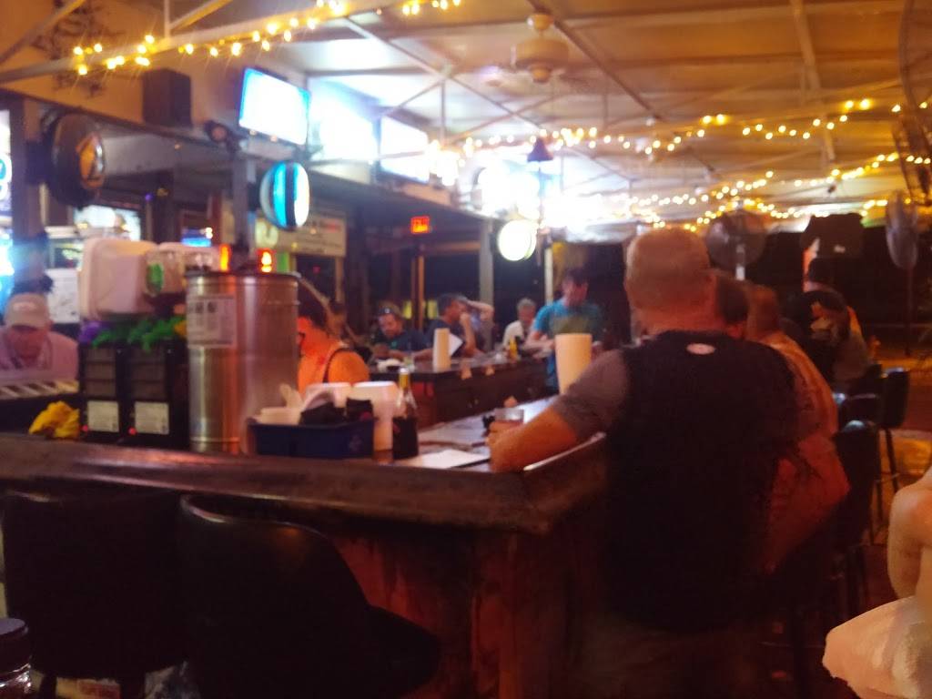 The Dek Bar | restaurant | 4704 SE15th Avenue, Cape Coral, FL 33904, USA | 2395423745 OR +1 239-542-3745