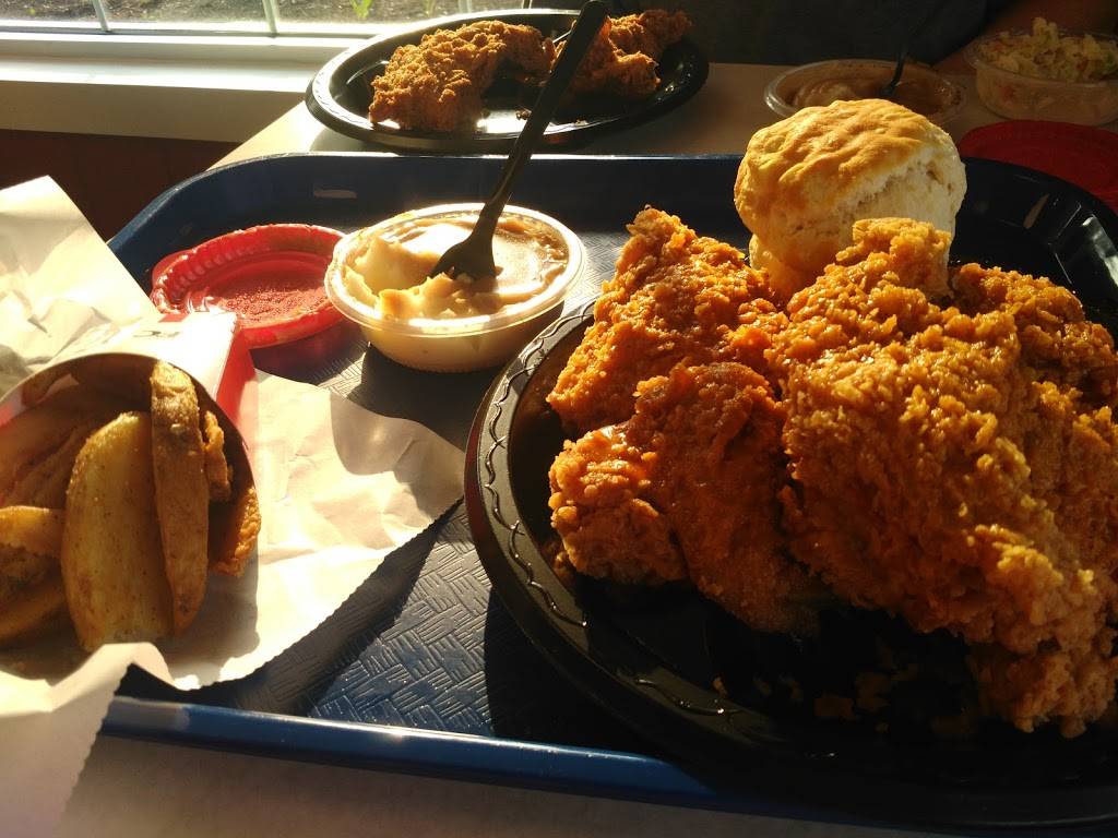 KFC | restaurant | 43 Walters Place, House Springs, MO 63051, USA | 6366710573 OR +1 636-671-0573