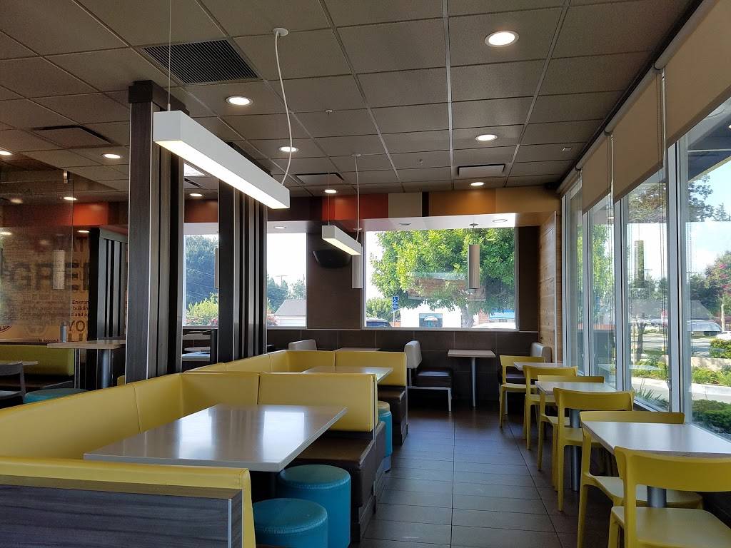 McDonalds | cafe | 12625 Central Ave, Chino, CA 91710, USA | 9095917772 OR +1 909-591-7772