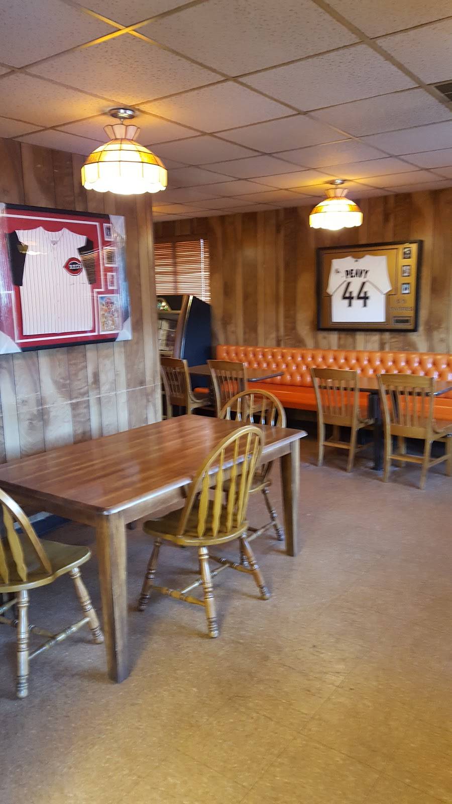 Lorobis Pizza | restaurant | 2498 Cleveland Ave, St Albans, WV 25177, USA | 3047274205 OR +1 304-727-4205