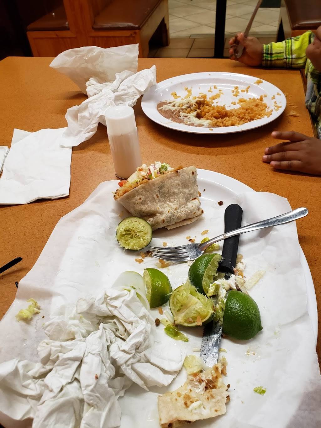 Julias Taqueria | restaurant | 737 Roswell St NE, Marietta, GA 30060, USA | 7704211598 OR +1 770-421-1598