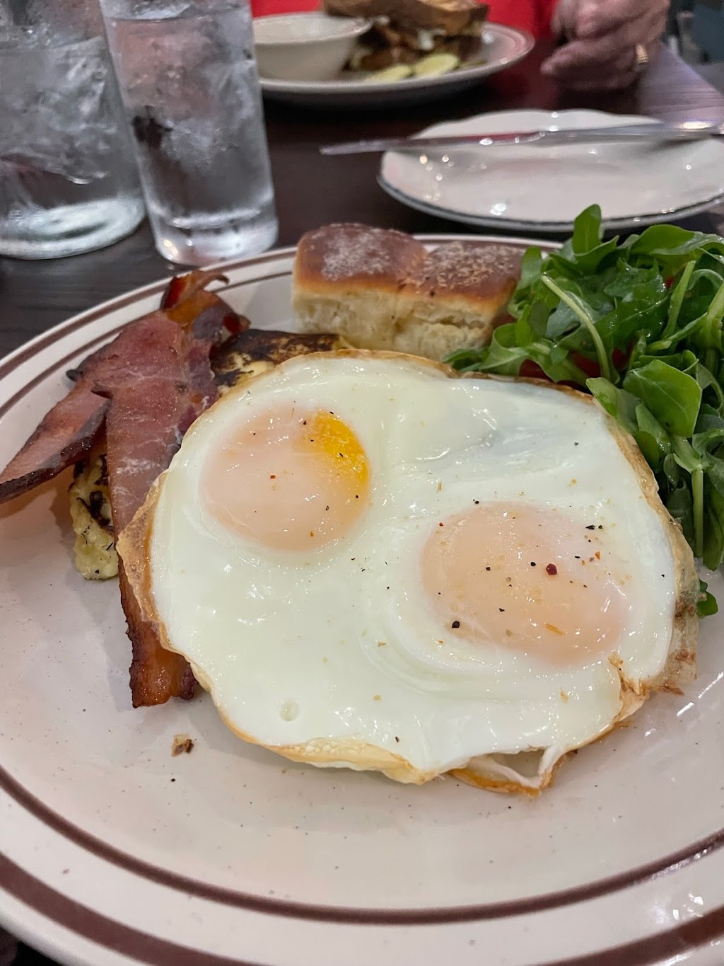 Corner Spot Diner + Drink | restaurant | 4450 Bonita Beach Rd SW #10, Bonita Springs, FL 34134, USA | 2392217001 OR +1 239-221-7001