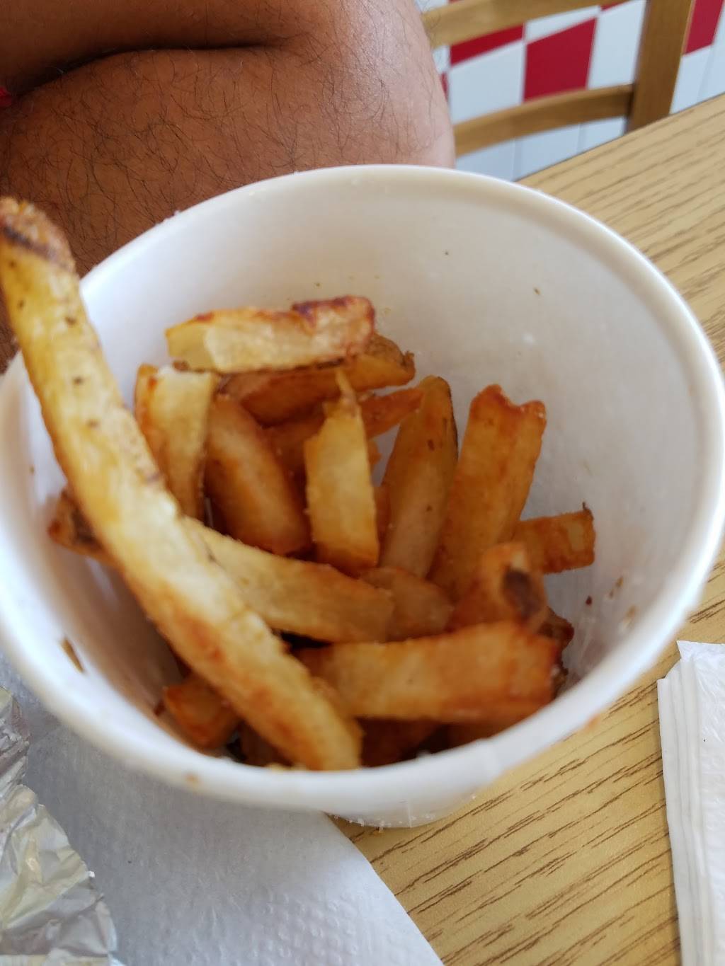 Five Guys | meal takeaway | 9039 Southside Blvd, Jacksonville, FL 32256, USA | 9045389100 OR +1 904-538-9100