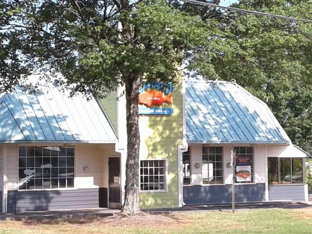 Captain Ds | restaurant | 123 Eway Dr, Charlotte, NC 28213, USA | 7045987555 OR +1 704-598-7555