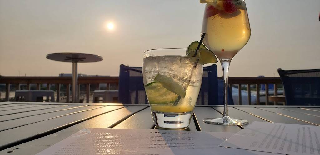 Studio 1212 Cafe & Wine Bar | restaurant | 1212 Marine St, Green Bay, WI 54301, USA | 9205449682 OR +1 920-544-9682