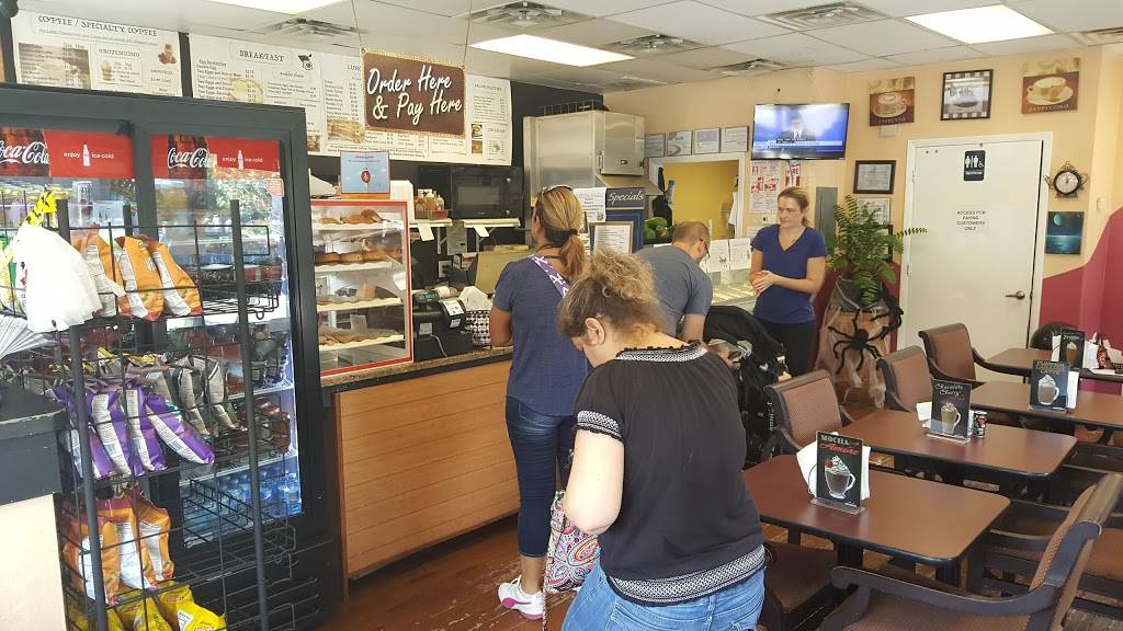 Divicious Deli & Coffee Shop | restaurant | 128 E Main St, Lakeland, FL 33801, USA | 8639409779 OR +1 863-940-9779