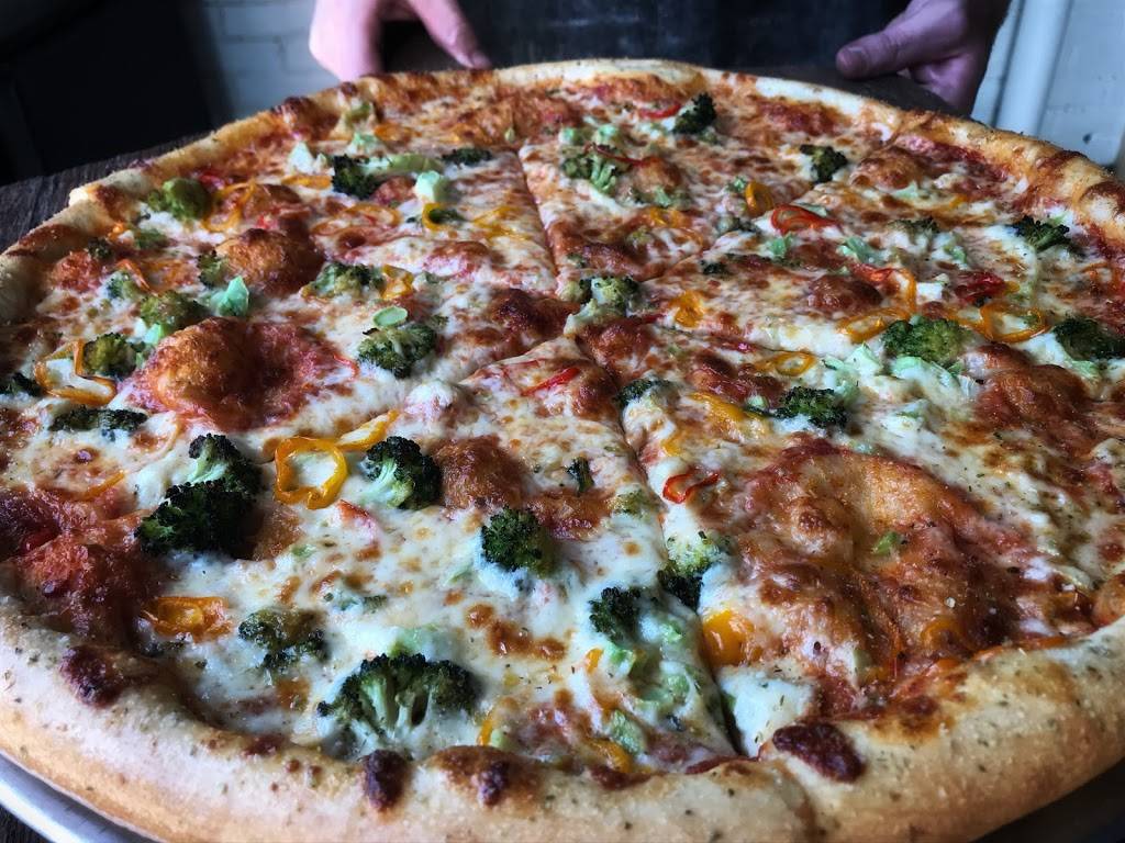 Pie Guy Pizza | restaurant | 4189 Manchester Ave, St. Louis, MO 63110, USA | 3148990444 OR +1 314-899-0444