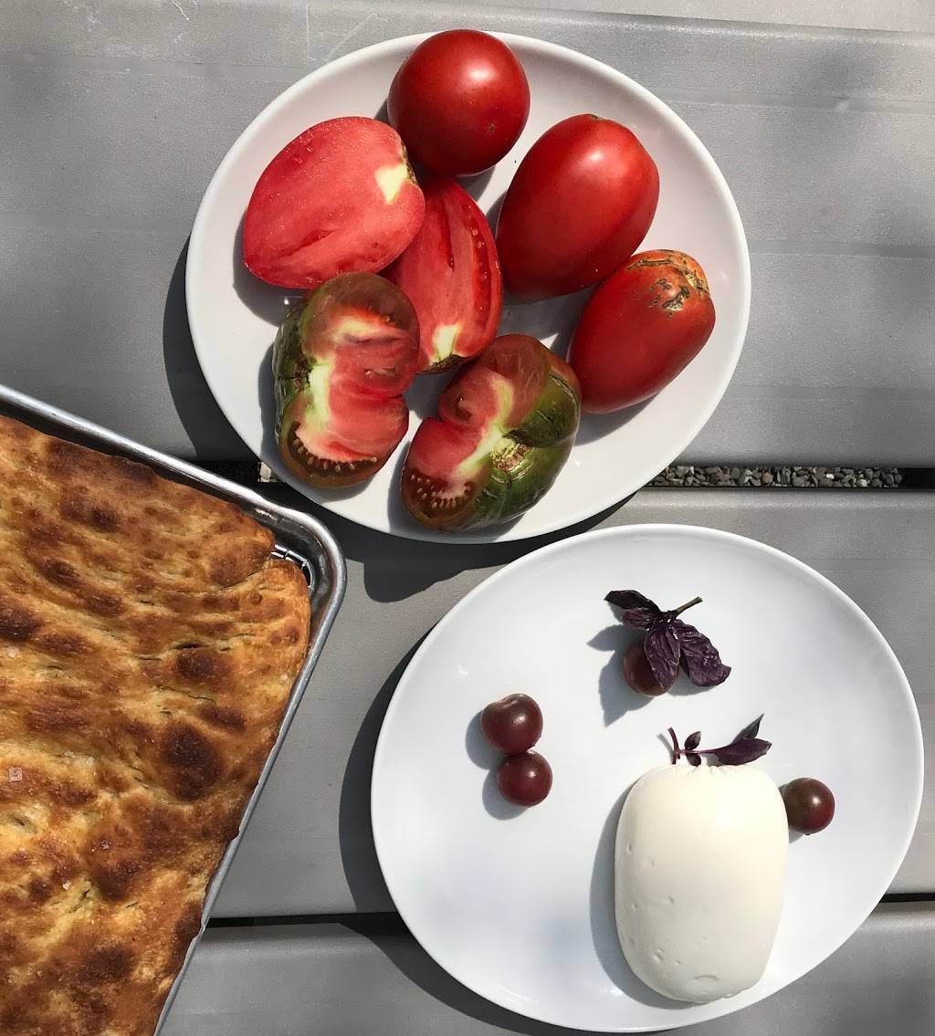 Dollys Restaurant | restaurant | 7 Garrisons Landing, Garrison, NY 10524, USA | 8454246511 OR +1 845-424-6511