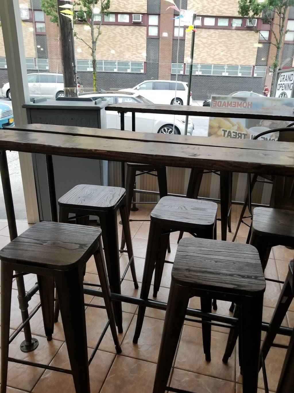 Grade A Grill and Cafe | restaurant | 32-23 Junction Blvd, East Elmhurst, NY 11369, USA | 9177450317 OR +1 917-745-0317