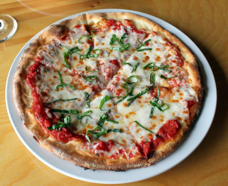 Inzo Italian Kitchen | restaurant | 101 S Oak St #200, Roanoke, TX 76262, USA | 8178904280 OR +1 817-890-4280