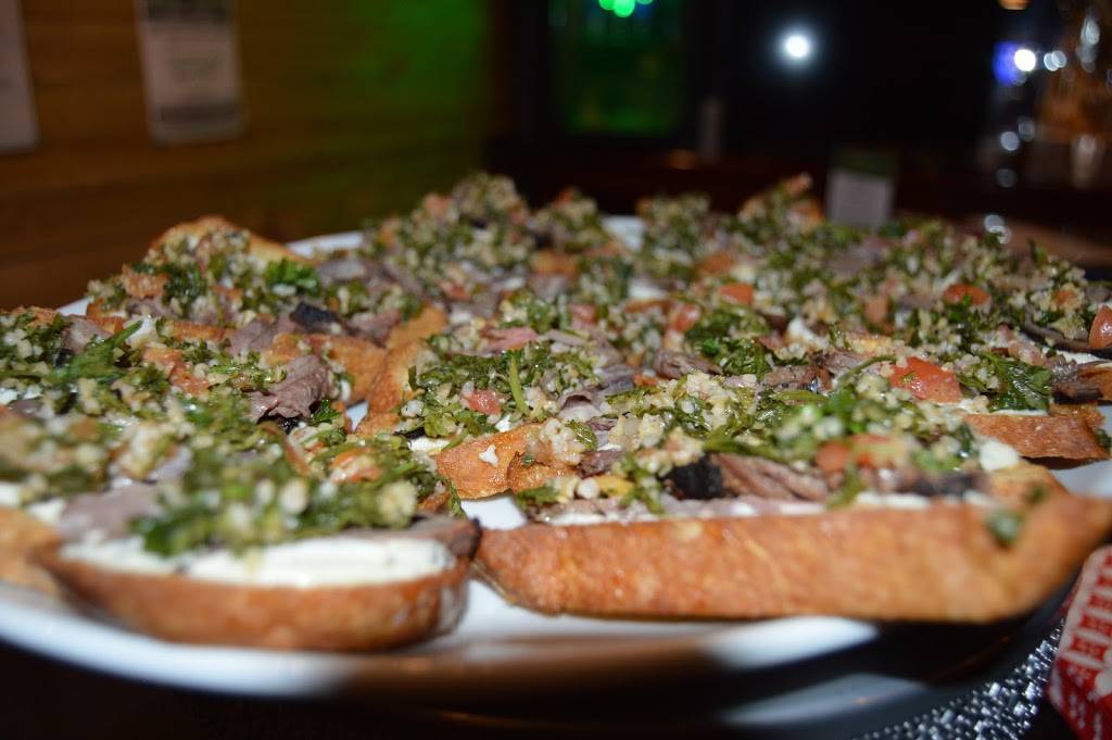 Savepoint Tavern | restaurant | 57 Highland St, Worcester, MA 01609, USA | 7743126280 OR +1 774-312-6280