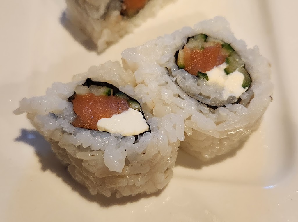 Maki Japanese and Vietnamese Cuisine | restaurant | 2201 Pillsbury Rd, Chico, CA 95926, USA | 5304878933 OR +1 530-487-8933