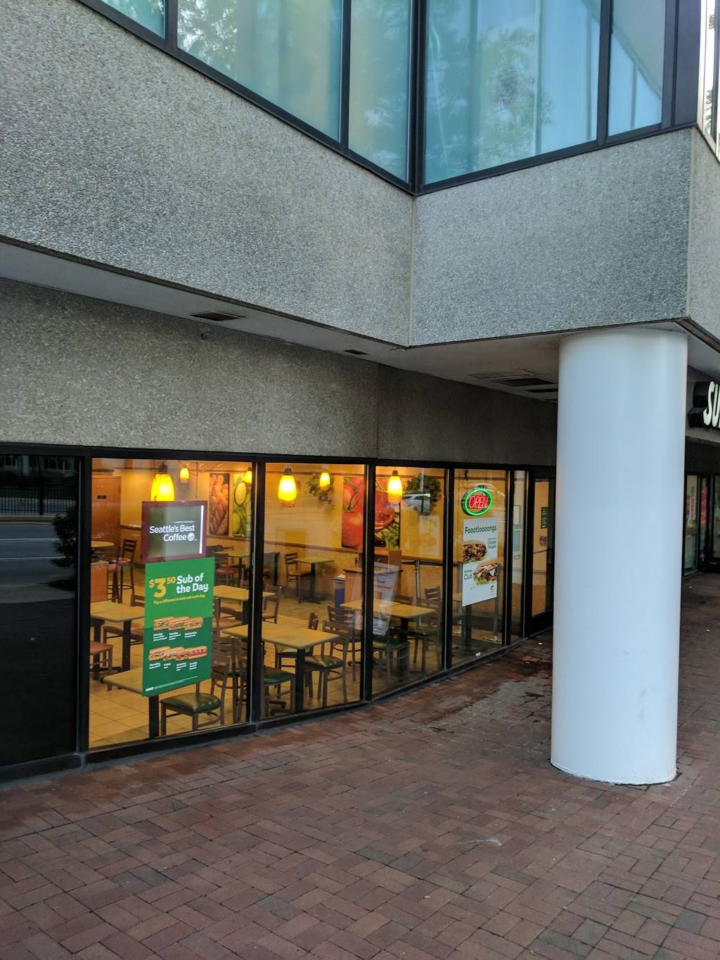 Subway Restaurants | restaurant | 8484 Georgia Ave #110, Silver Spring, MD 20910, USA | 3015650161 OR +1 301-565-0161