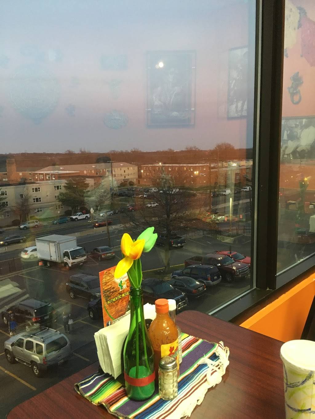 Taqueria Los Primos -La Union Mall | restaurant | 1401 University Blvd E g116, Hyattsville, MD 20783, USA | 3013261000 OR +1 301-326-1000