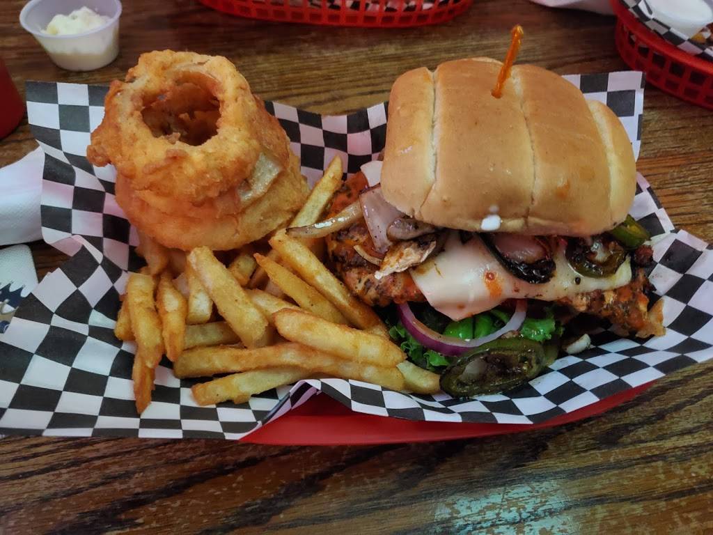 Whiskey Dicks | restaurant | 801 S Seneca St, Wichita, KS 67213, USA | 3162016209 OR +1 316-201-6209