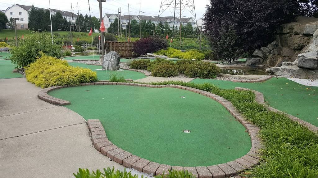 Castlegate Restaurant & Mini Golf | restaurant | 67 NJ-57, Phillipsburg, NJ 08865, USA | 9088595559 OR +1 908-859-5559