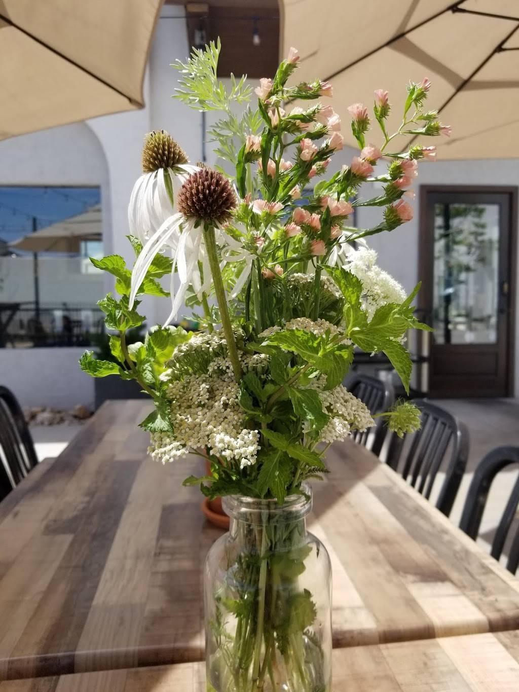 Scratch Kitchen & Cocktails, Paseo | restaurant | 605 NW 28th St, Oklahoma City, OK 73103, USA | 4056022302 OR +1 405-602-2302