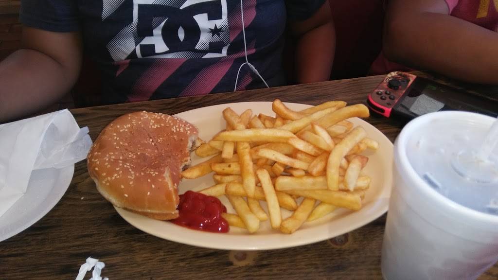 Douglas Burger # 5 | restaurant | 11939 Firestone Blvd, Norwalk, CA 90650, USA | 5628643155 OR +1 562-864-3155