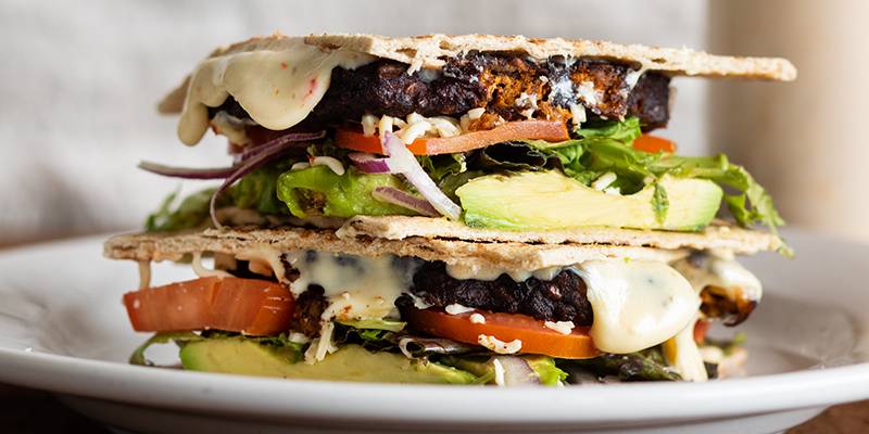 Doc Greens Gourmet Salads & Grill | restaurant | 15141 W 119th St, Olathe, KS 66062, USA | 9137128551 OR +1 913-712-8551