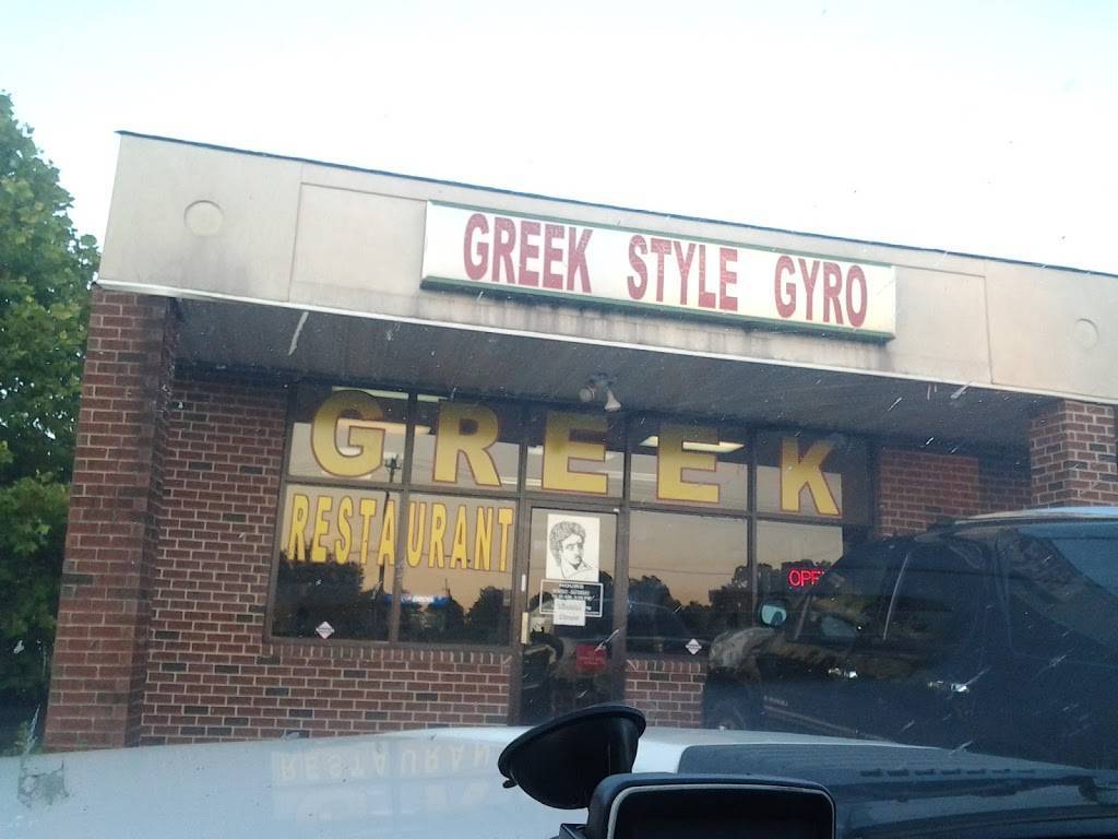 Greek Style Gyro-Dickson | restaurant | 311 South, TN-46, Dickson, TN 37055, USA | 6153758011 OR +1 615-375-8011