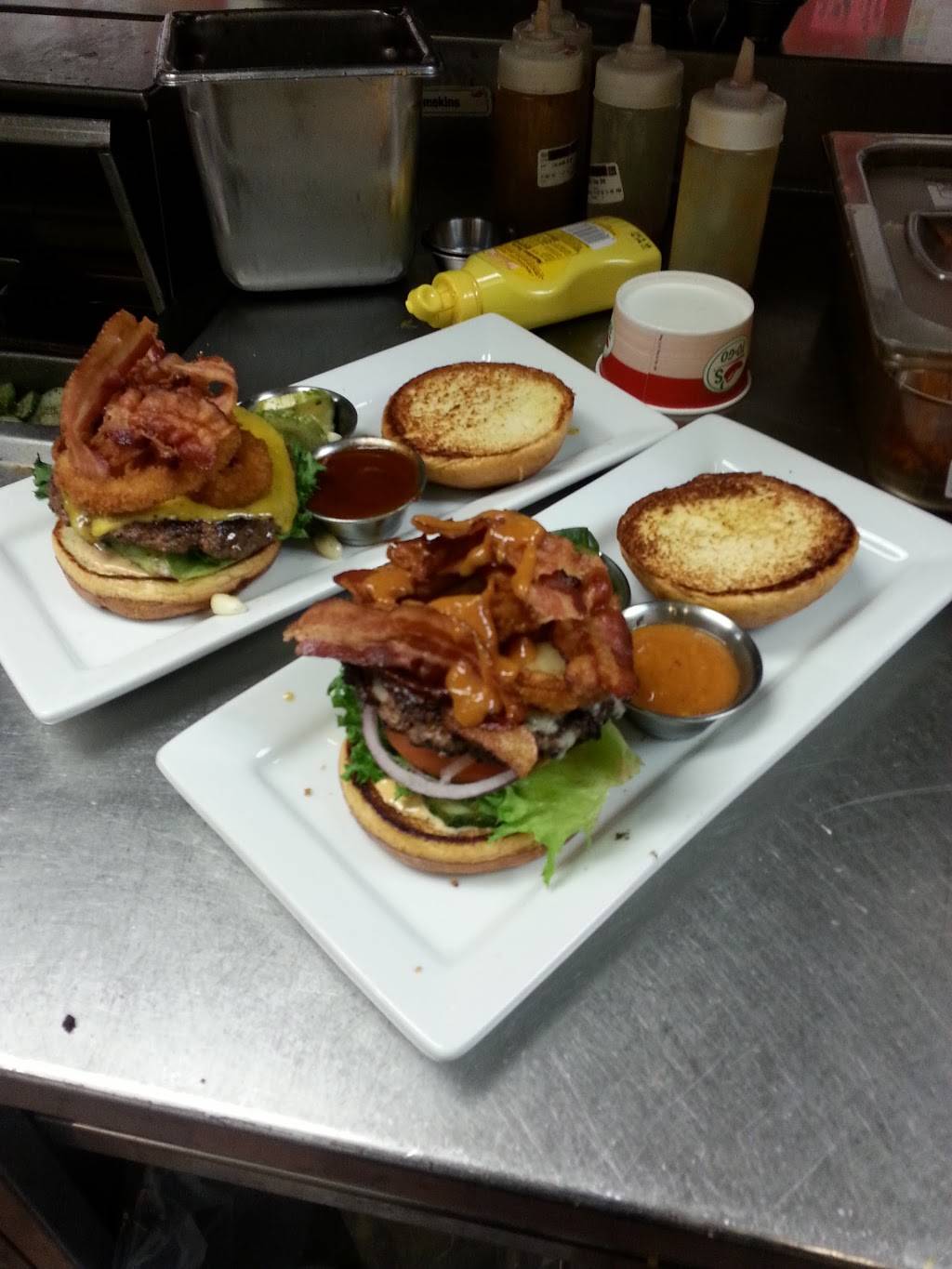 Chilis Grill & Bar | meal takeaway | 14025 S Bell Rd, Homer Glen, IL 60491, USA | 7086450175 OR +1 708-645-0175