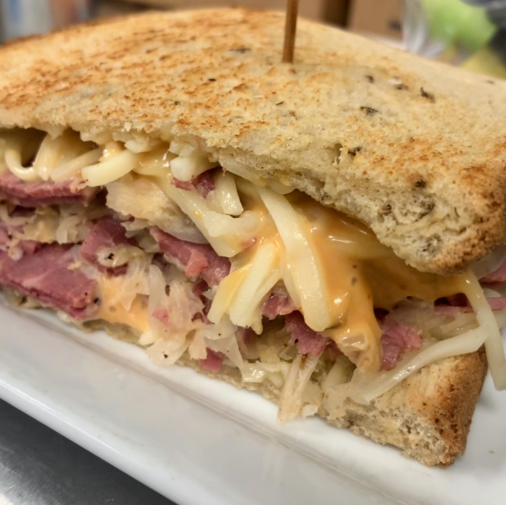 The Egg | restaurant | 410 SE, Rte 291, Lees Summit, MO 64063, USA | 8163471573 OR +1 816-347-1573