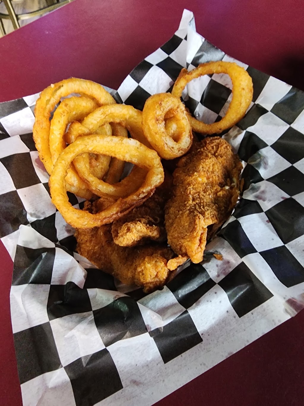 Kikis Bar & Grill | restaurant | 208 N Logan Ave, Fleming, CO 80728, USA | 9702654925 OR +1 970-265-4925