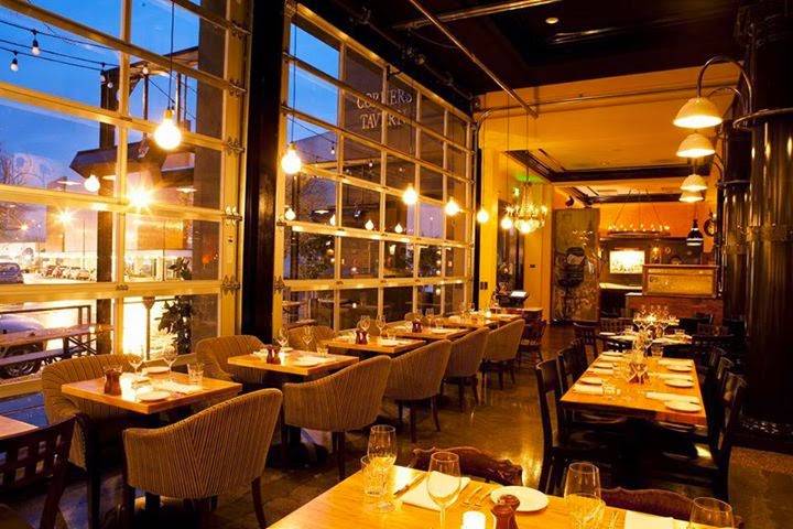 Corners Tavern | restaurant | 1342 Broadway Plaza, Walnut Creek, CA 94596, USA | 9259488711 OR +1 925-948-8711