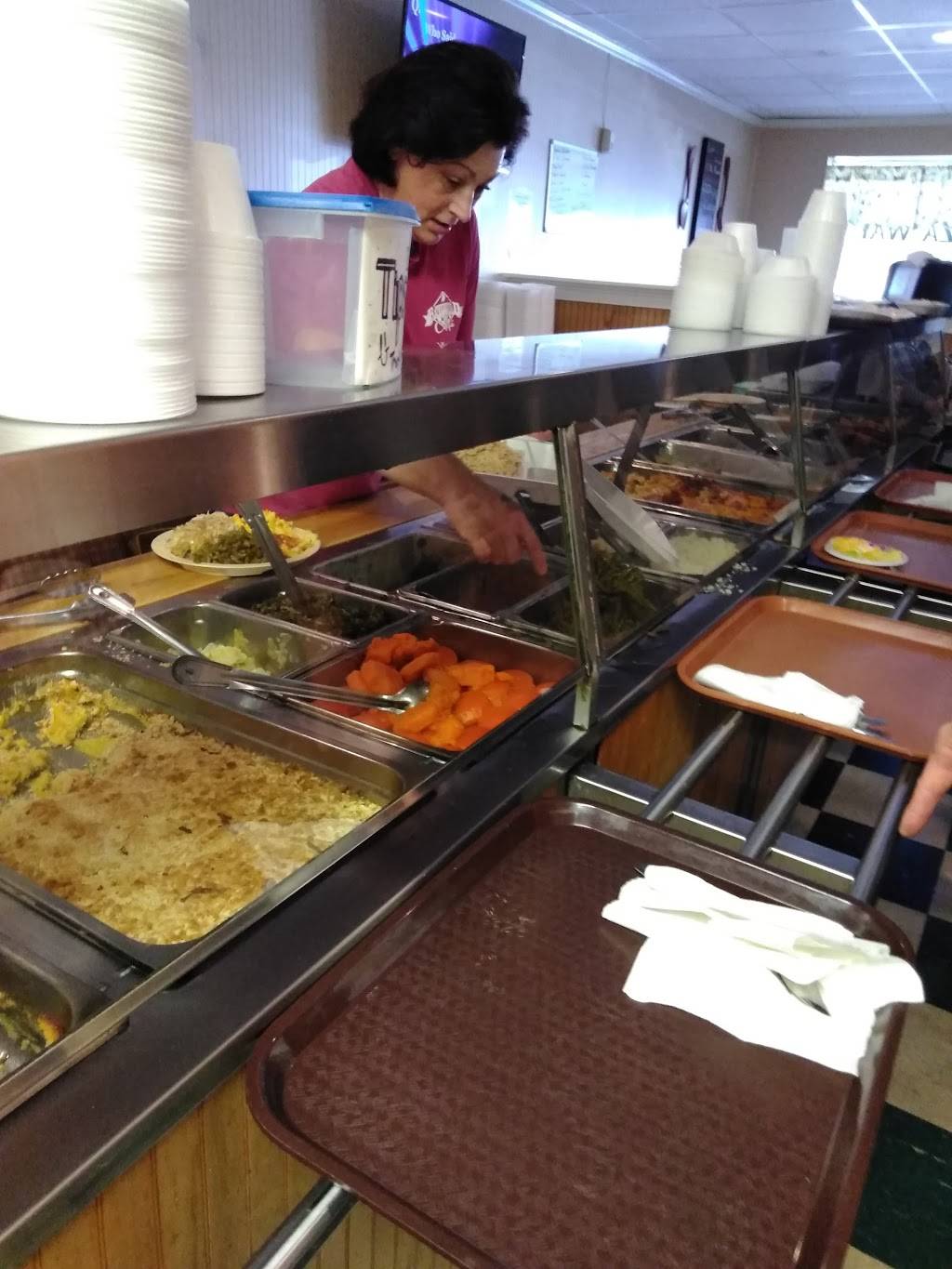 Redwood Cafeteria & Catering | restaurant | 2404 E River St, Anderson, SC 29621, USA | 8642250255 OR +1 864-225-0255