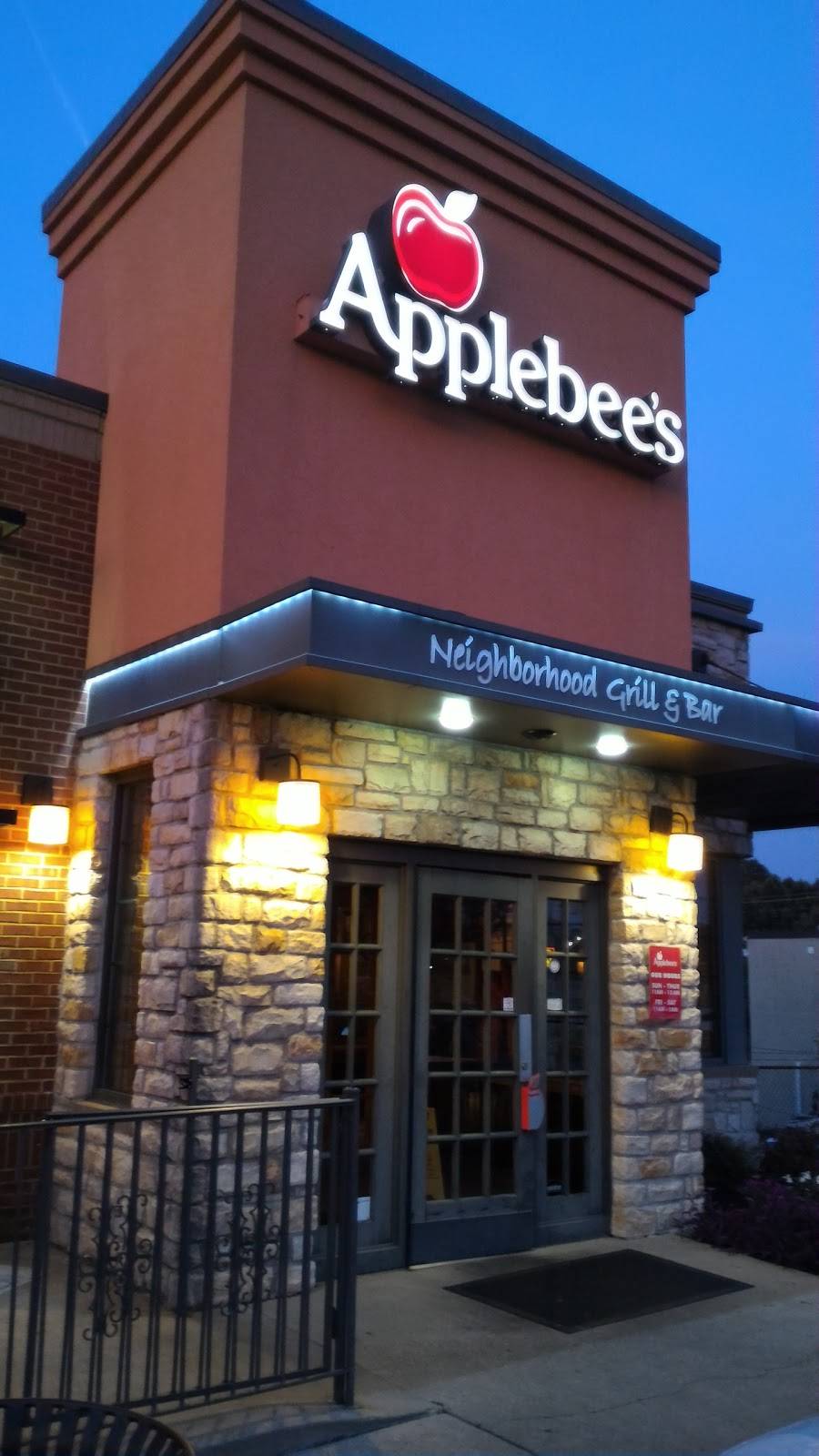 Applebees Grill + Bar | restaurant | 543-A Hwy. 46, South, Dickson, TN 37055, USA | 6154466446 OR +1 615-446-6446