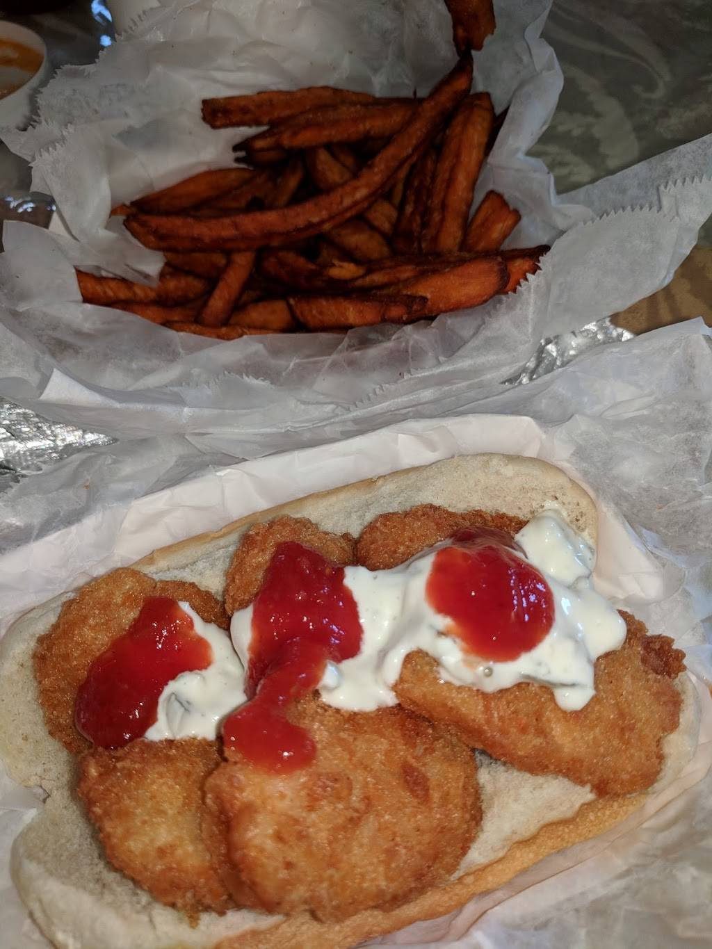 Ankers Fish House | restaurant | 420 Altamont Ave, Schenectady, NY 12303, USA | 5183828842 OR +1 518-382-8842