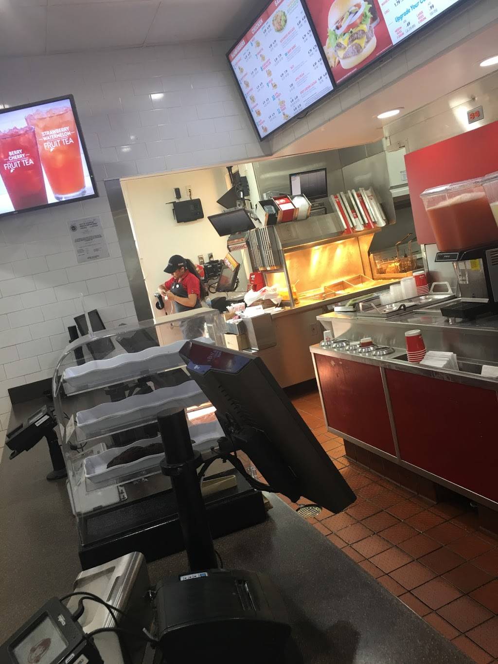 Wendys | restaurant | 243 Greens Rd, Houston, TX 77060, USA | 8325091445 OR +1 832-509-1445