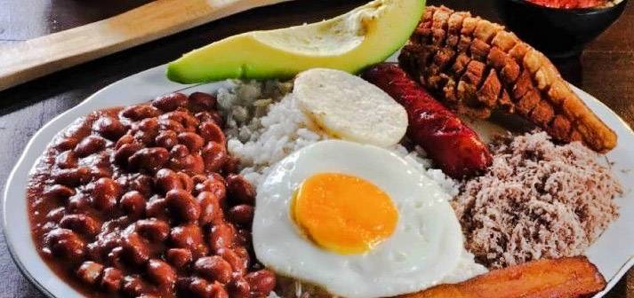 Luna Station | restaurant | 1349 E Altamonte Dr, Altamonte Springs, FL 32701, USA | 4078340073 OR +1 407-834-0073