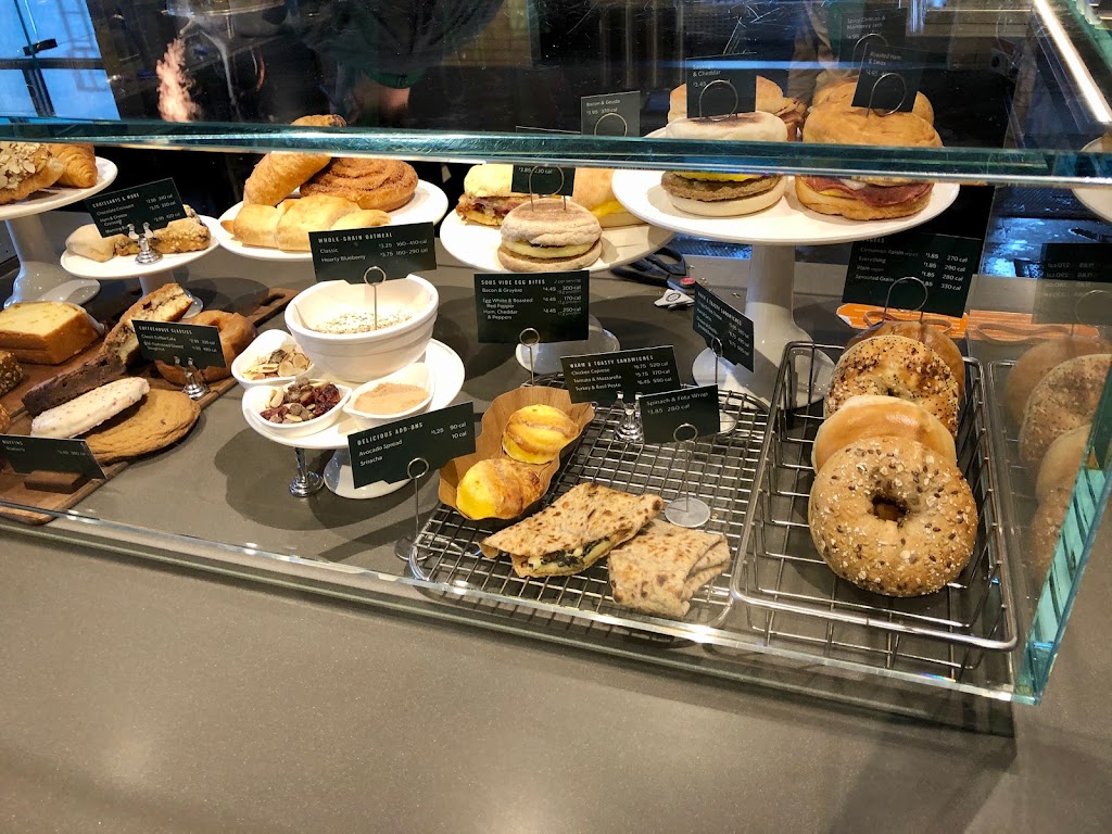 Starbucks | cafe | 1400 1st Ave E Building B, Cambridge, MN 55008, USA | 6122574407 OR +1 612-257-4407