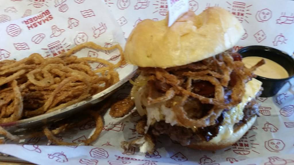Smashburger | restaurant | 2837 N Power Rd Suite 102, Mesa, AZ 85215, USA | 4802689930 OR +1 480-268-9930