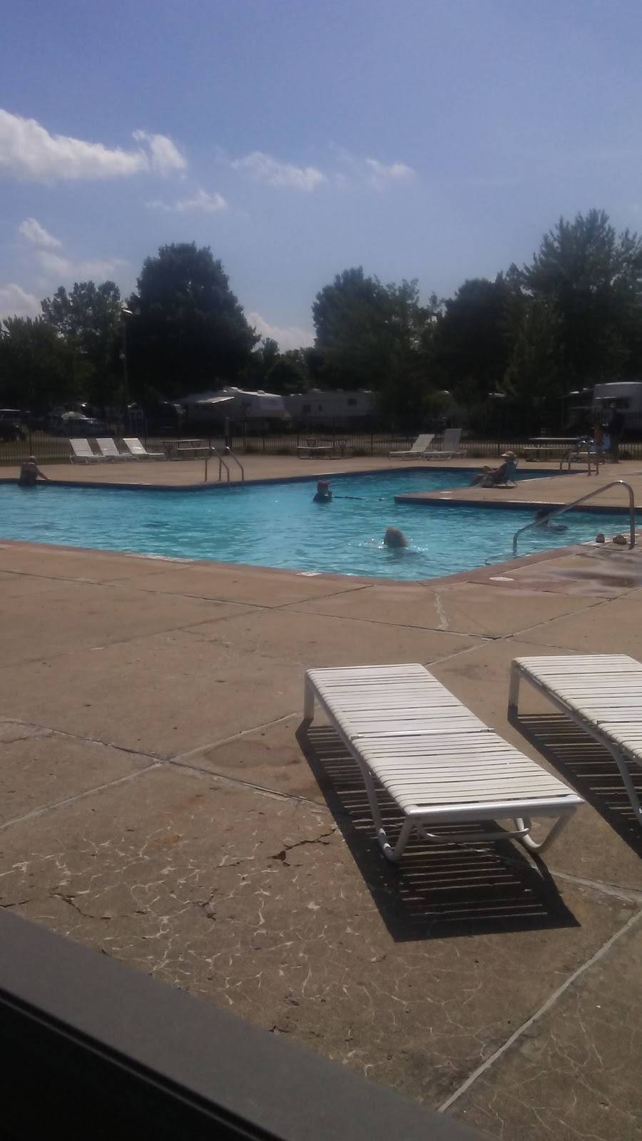 The Boat Dock Café | restaurant | 2401 Hilton Rd, Grass Lake, MI 49240, USA | 5172570338 OR +1 517-257-0338