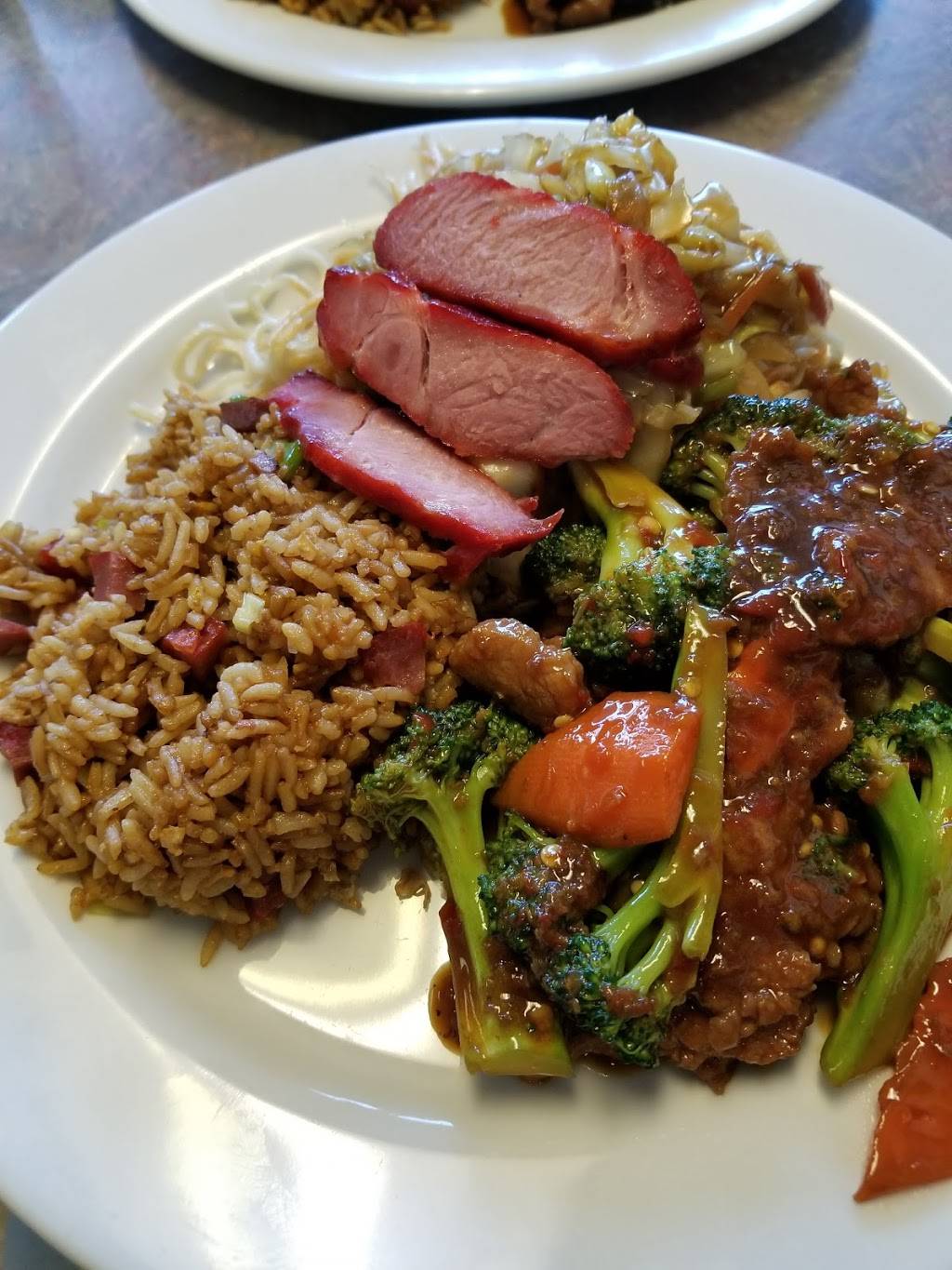 Hong Hong Chinese Restaurant | restaurant | 437 W Shields Ave, Fresno, CA 93705, USA | 5592249008 OR +1 559-224-9008