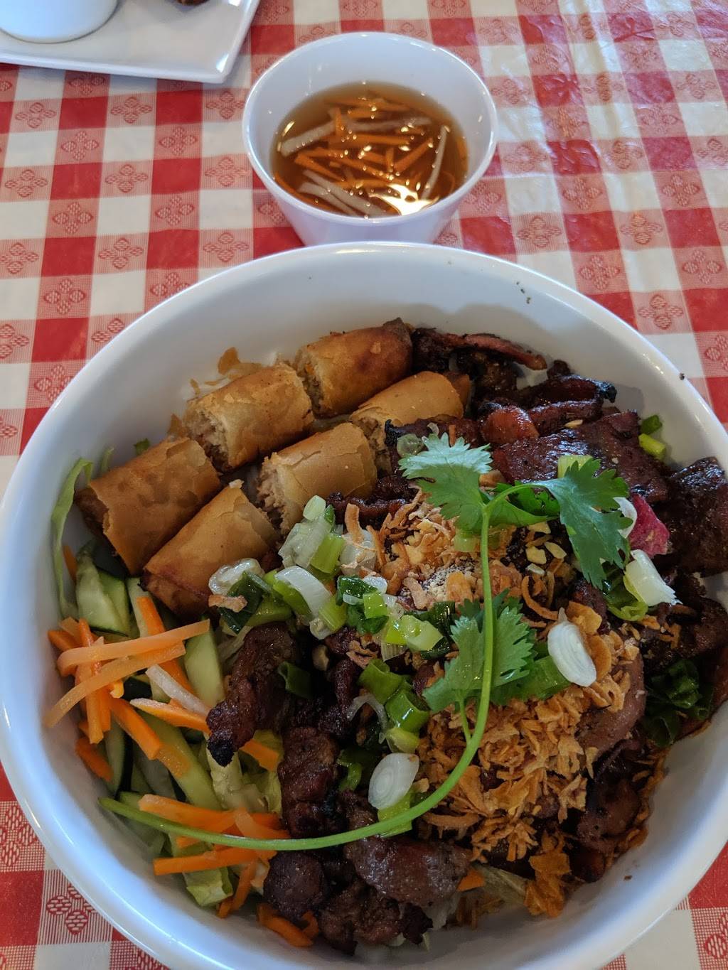 Pho Saigon Vietnamese Noodle & Grill | restaurant | 1313 W 7th St, Joplin, MO 64801, USA | 4176279966 OR +1 417-627-9966