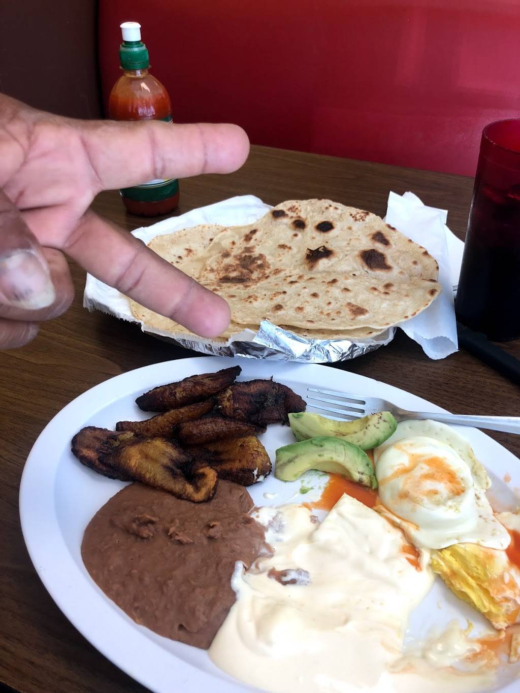 El Ceibeño Restaurante | restaurant | 2078 Beaver Ruin Rd, Norcross, GA 30071, USA | 7702630066 OR +1 770-263-0066