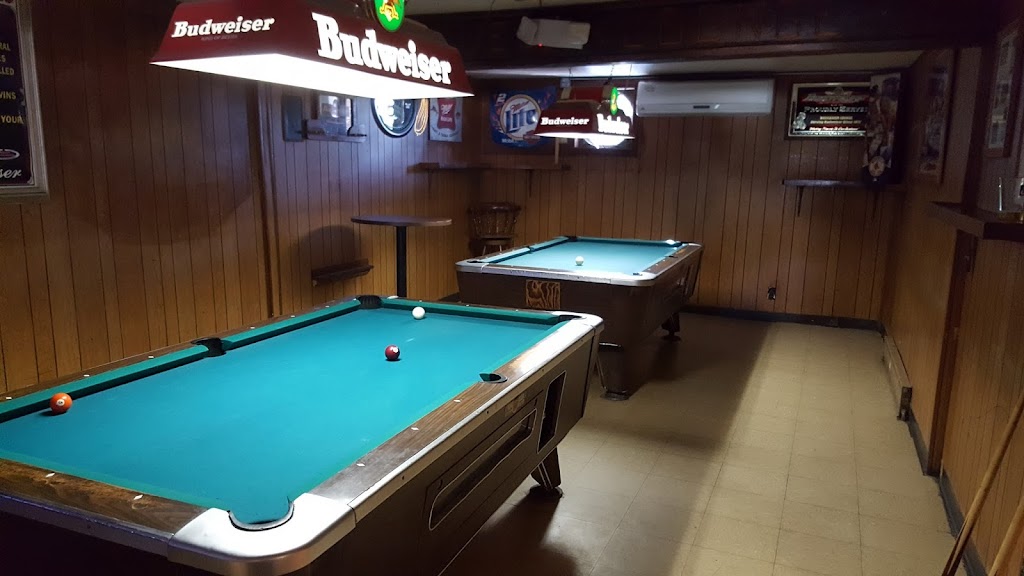 Buccaneer Lounge | restaurant | 86 Maple St, Agawam, MA 01001, USA | 4137860956 OR +1 413-786-0956