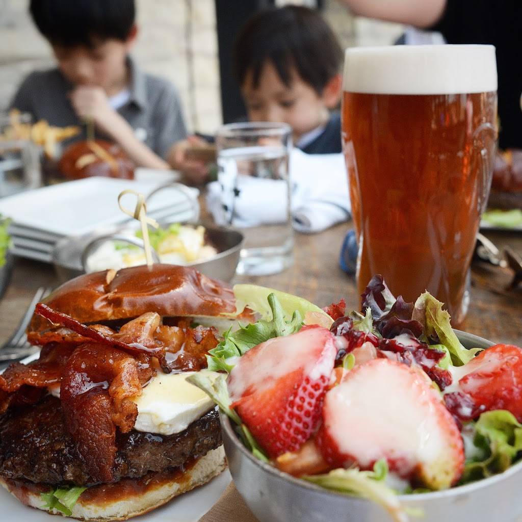 Empire Burgers & Brew | restaurant | 48 W Chicago Ave, Naperville, IL 60540, USA | 6303559000 OR +1 630-355-9000