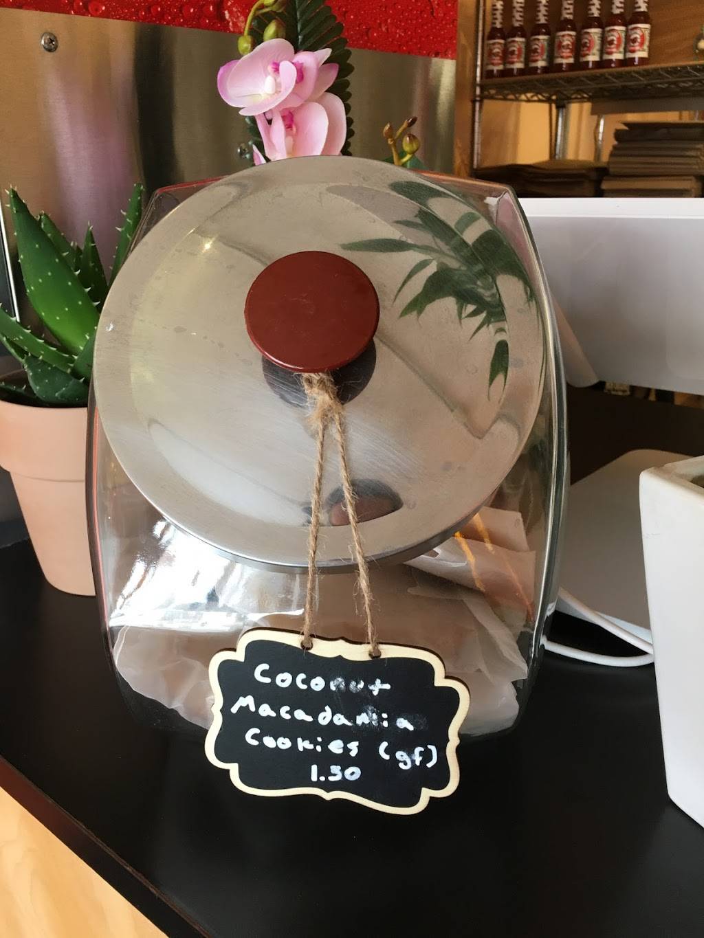 Lorraines Cafe | restaurant | 1517 Monroe St, Madison, WI 53711, USA | 6082987144 OR +1 608-298-7144