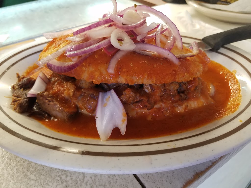 Taqueria Y Panaderia Guadalajara | restaurant | 1925 19th St, Lubbock, TX 79401, USA | 8067658321 OR +1 806-765-8321