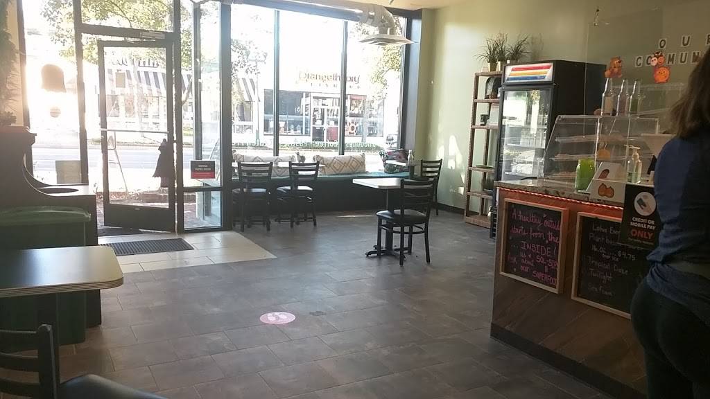 Viva Sol Juice Co. | restaurant | 124 Maple Ave W, Vienna, VA 22180, USA | 5714077409 OR +1 571-407-7409