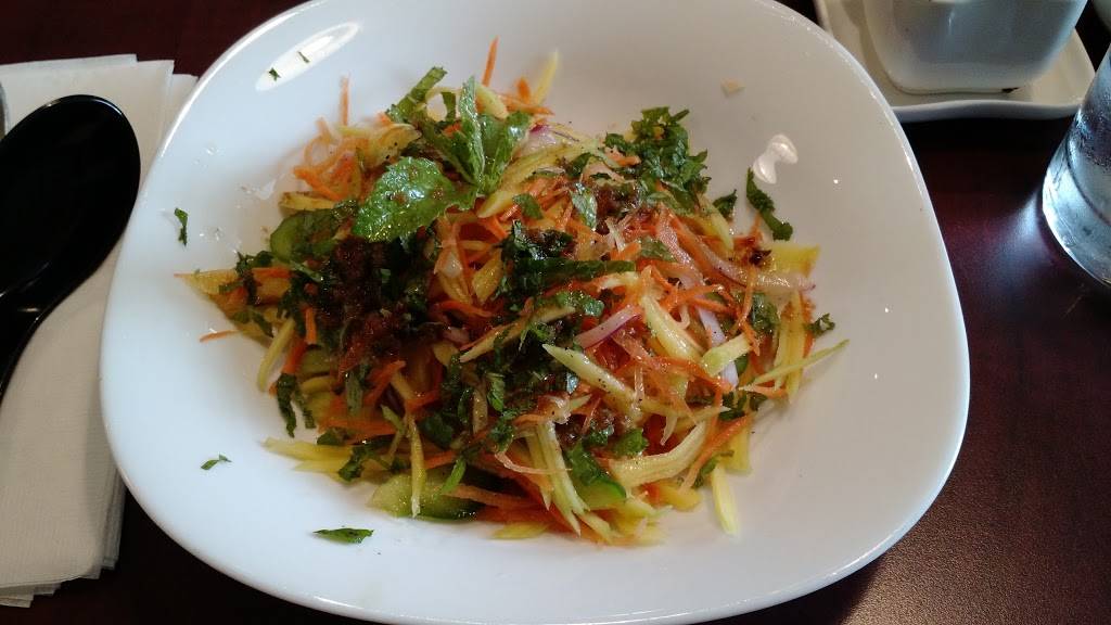 Mint Garden | restaurant | 17830 Leslie St, Newmarket, ON L3Y 3E5, Canada | 9059531377 OR +1 905-953-1377