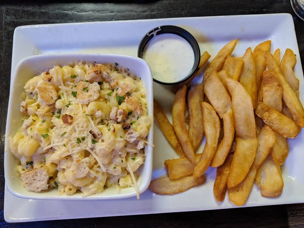 Red Robin Gourmet Burgers and Brews | restaurant | 1110 Galaxy Dr NE #A, Lacey, WA 98516, USA | 3604591491 OR +1 360-459-1491